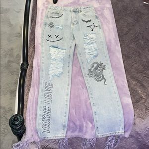 Adika Toxic Love Jeans